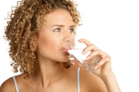 Bere acqua