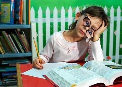 Come risparmiare tempo e denaro mentre prepari i primi alunni?
